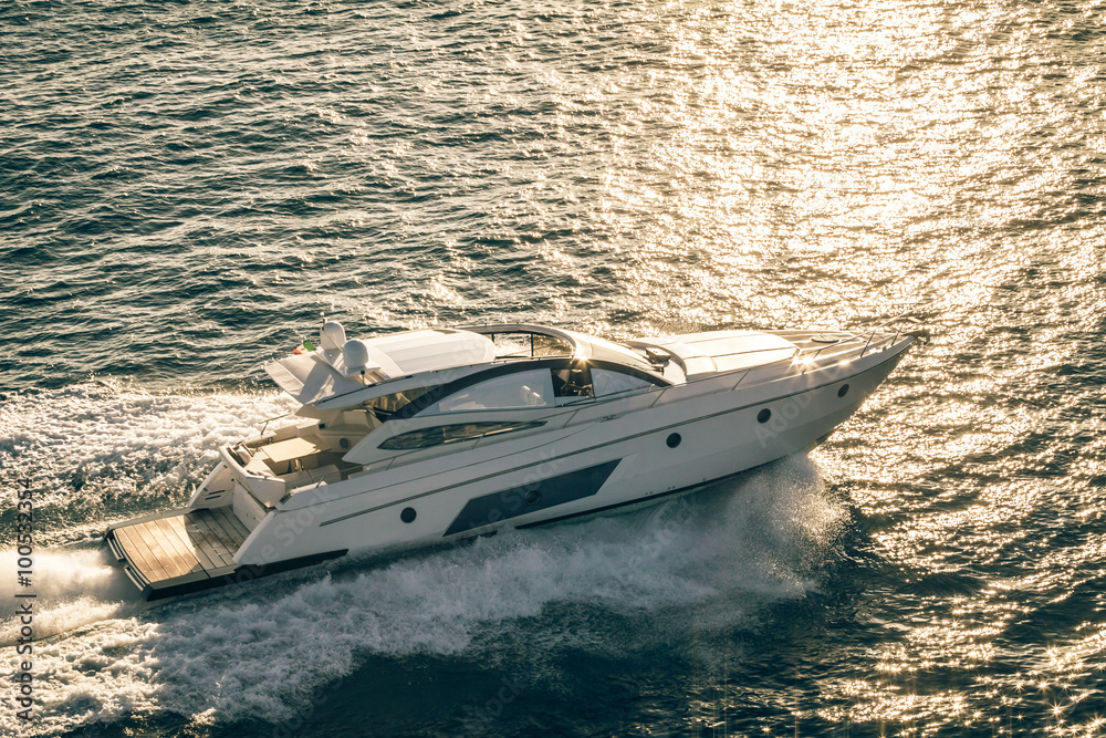 luxury motoryacht