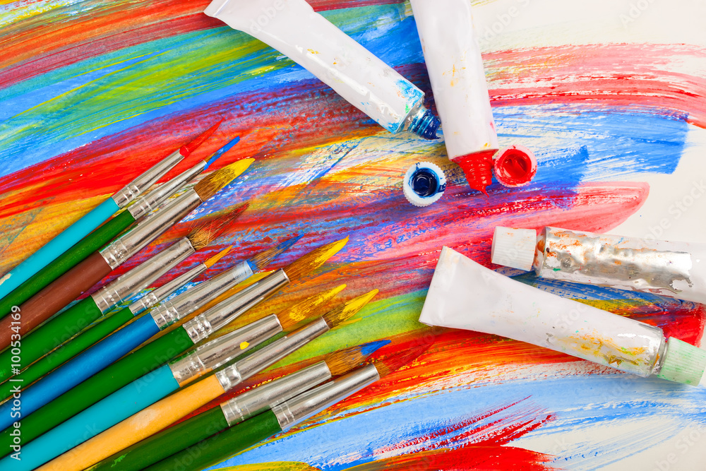 Fototapeta premium Brushes, paints, pencils for drawing