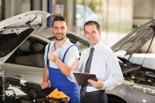 Auto mechanic and manager