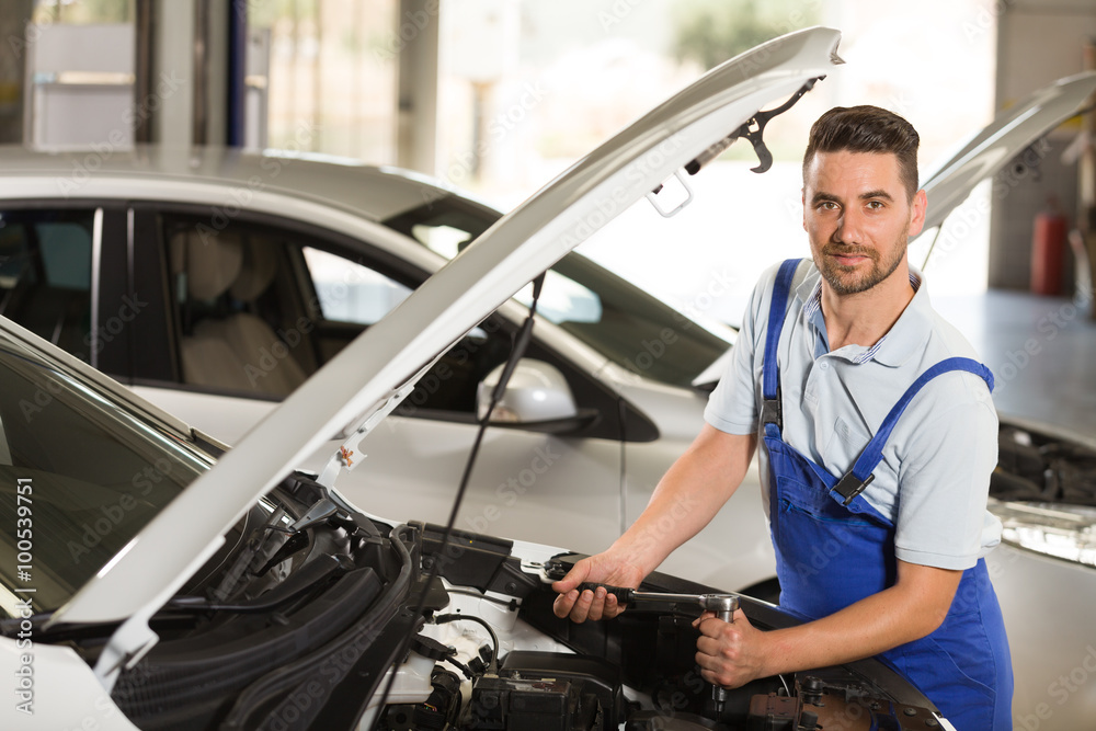 Auto repair Auto repair