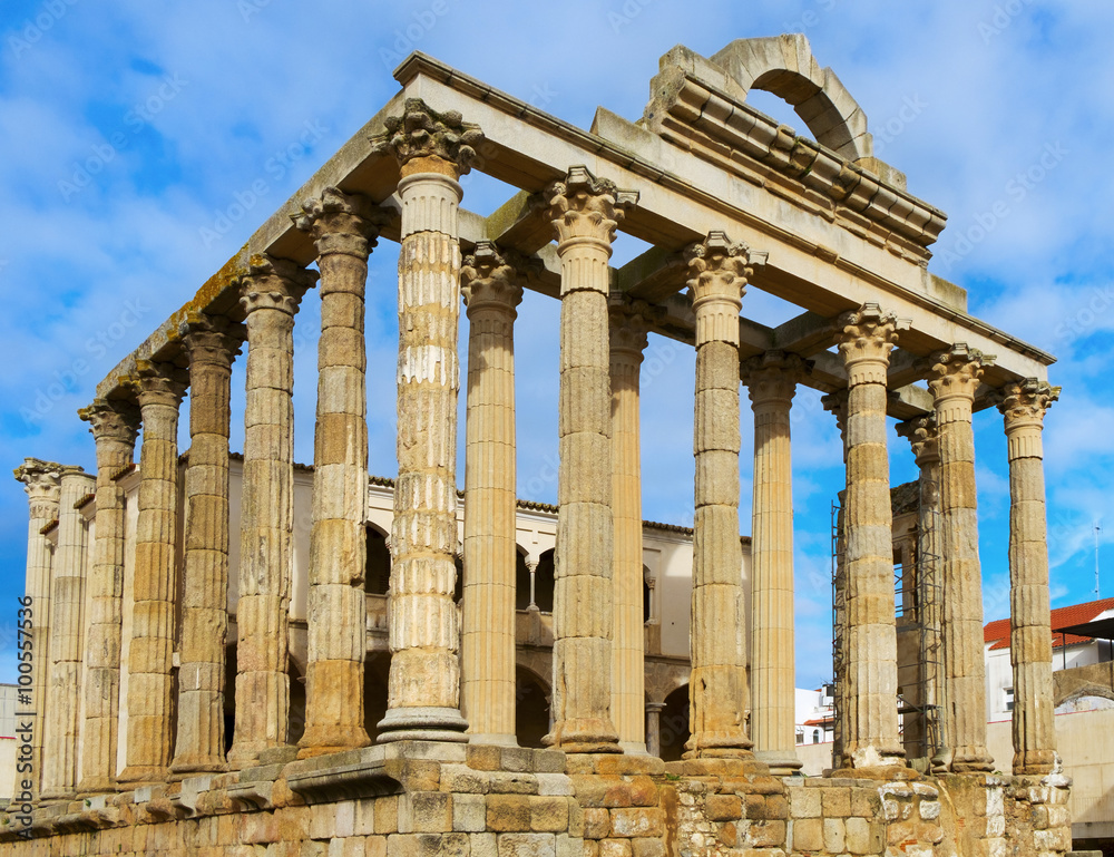 Obraz premium roman Temple of Diana in Merida, Spain