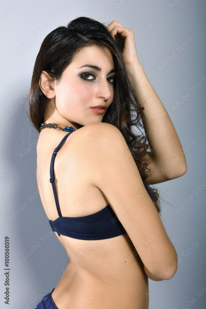 Fototapeta premium sfilata in costume blu