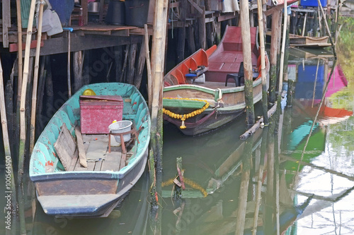 Old wooden boat / Old wooden boat in the floating market. © wimage72