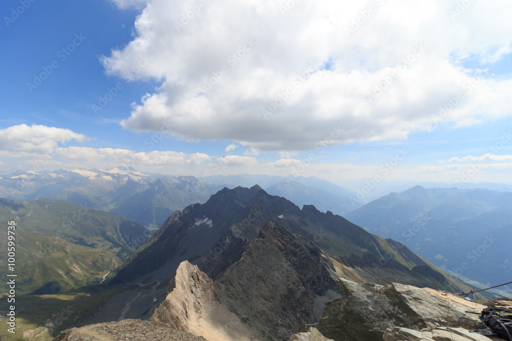 Obraz premium Panorama widok z halnym Grossglockner i lodowami w Hohe Tauern Alps, Austria