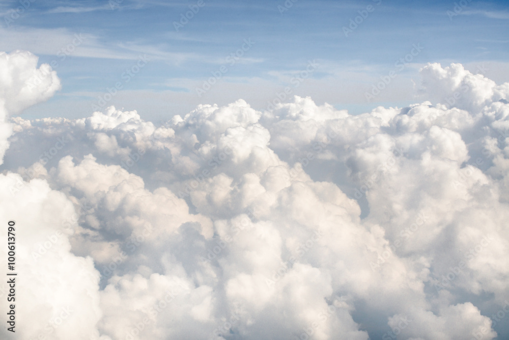 Naklejka premium Clouds on the horizon, Used for background