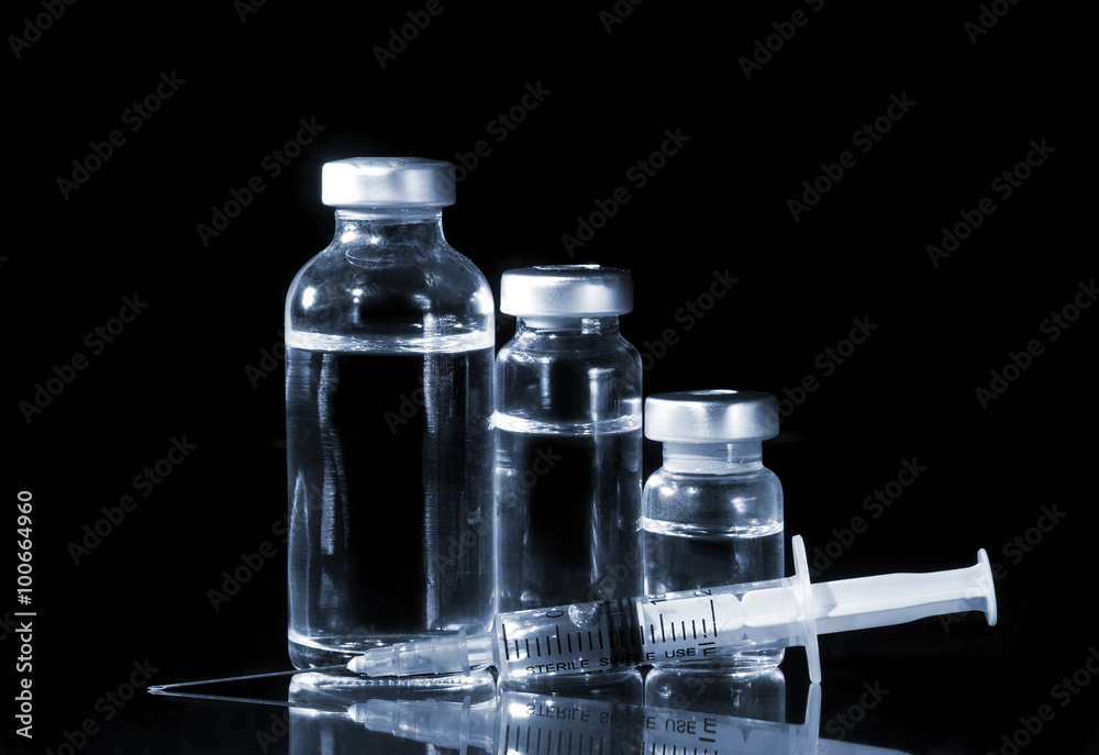 Glass Medicine Vials and Syringe Glass Medicine Vials and Syringe