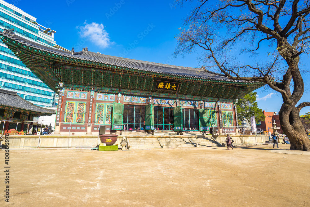 Fototapeta premium Świątynia Jogyesa w Seulu w Korei Południowej
