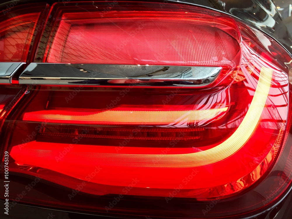 Auto Rücklichter Stock-Foto | Adobe Stock