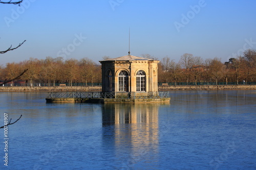 Pavillion de l'Etang aux Carpes