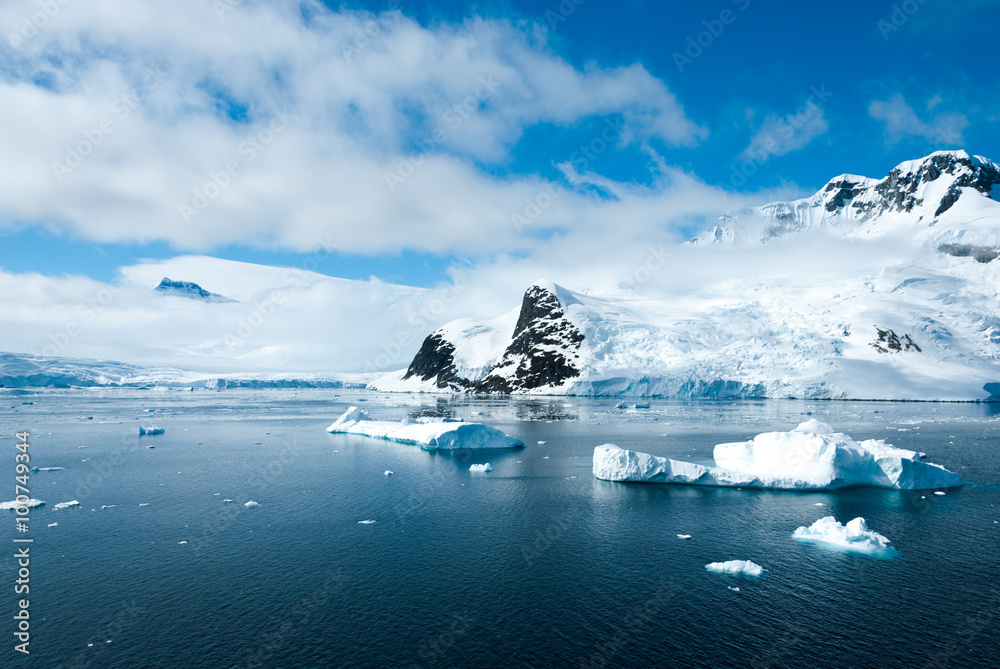 Mountains and ices of Antarctica in a beautiful sunny day
