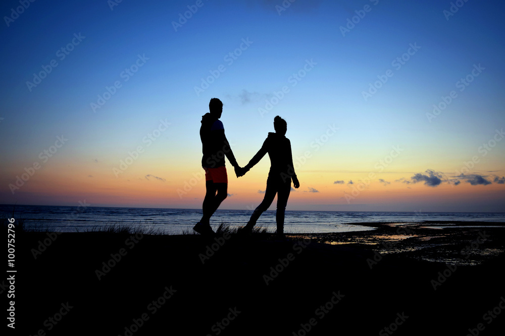 Fototapeta premium Promenade au crépuscule