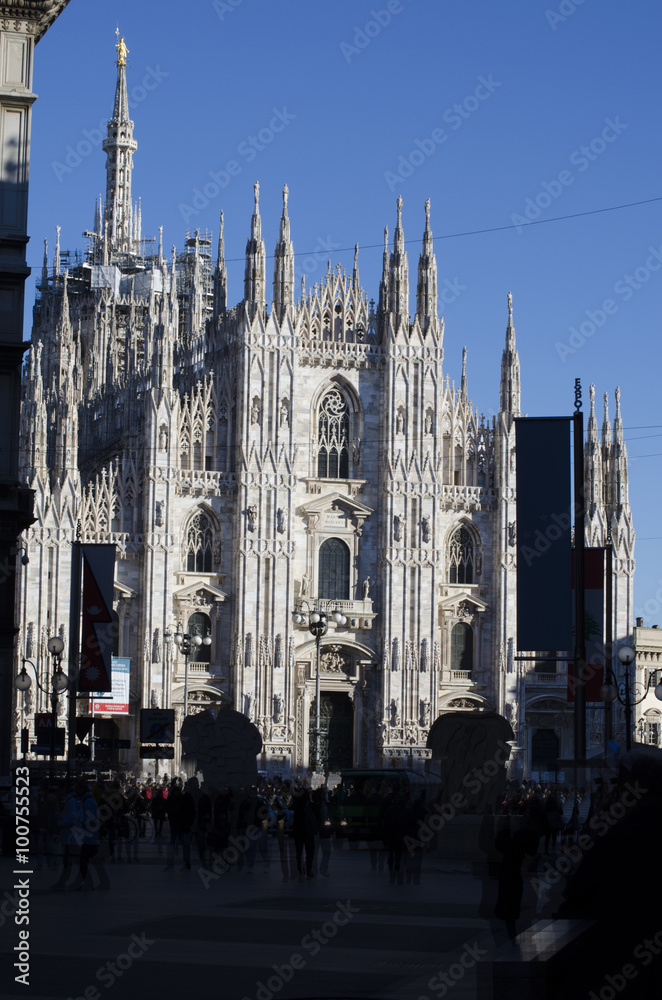 Fototapeta premium milan a glimpse of the beautiful Cathedral