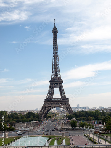 Eiffel Tower seen from fountain at Jardins du Trocadero © wjarek