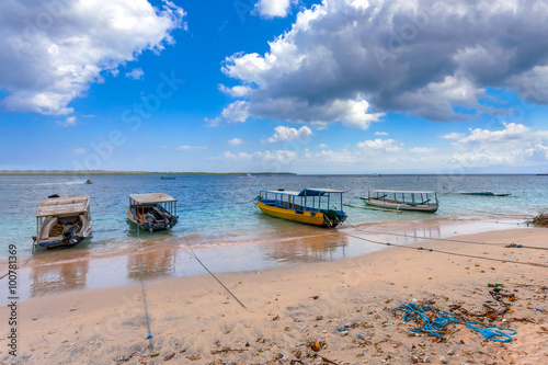 Fototapeta Naklejka Na Ścianę i Meble -  dream beach with boat Bali Indonesia