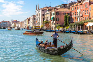 Wandcirkels Venetië Gondel op Canal Grande Venetië  © Sergii Figurnyi