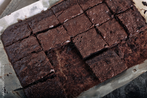 Fotografia Pan of fresh chocolate brownies