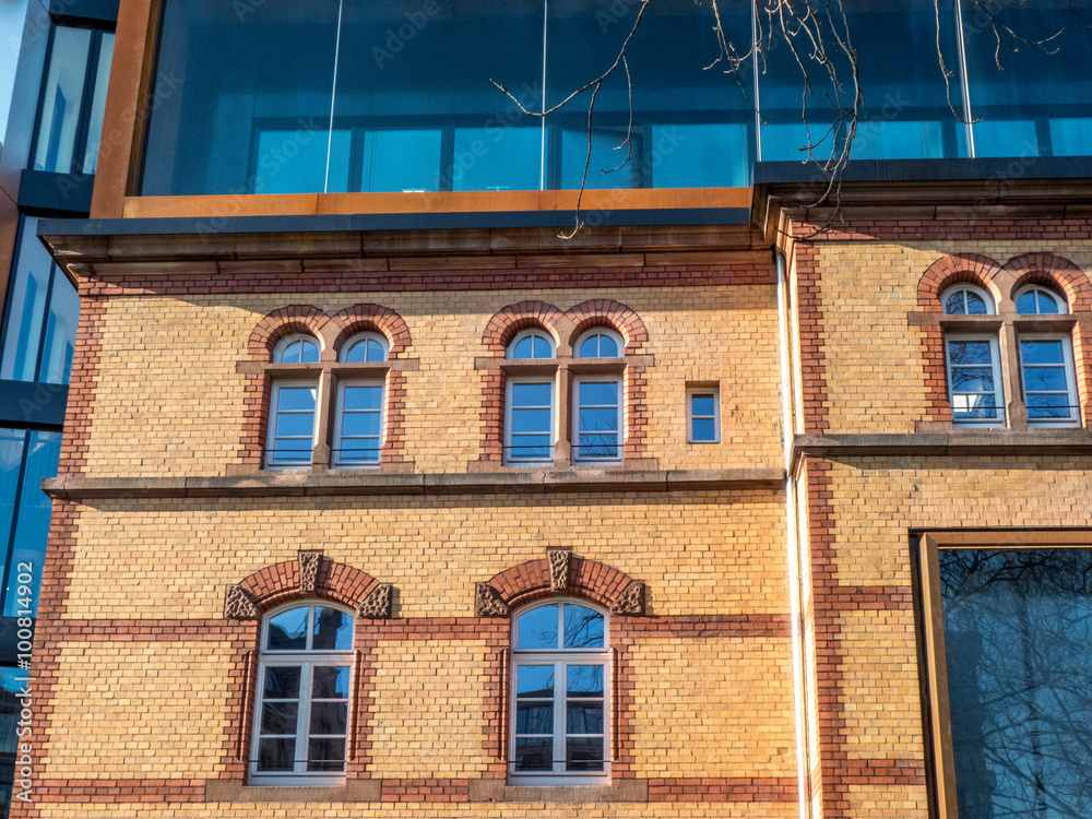 Obraz premium Modernes Bürogebäude