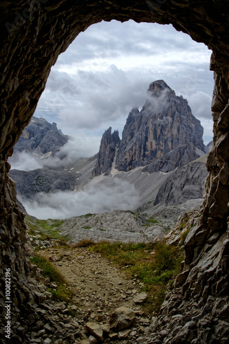 Gipel der Sextener Sonnenuhr, Südtirol, Italien photo