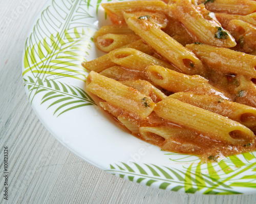 Wallpaper Mural  Penne ai peperoni Torontodigital.ca