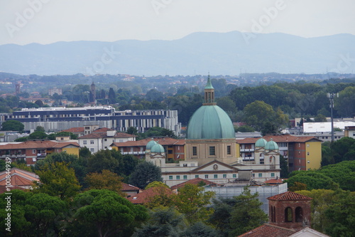 Blick vom Torre Guinigi auf Santuario di San Gemma
