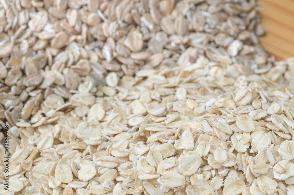 raw oat and rye flakes raw oat and rye flakes