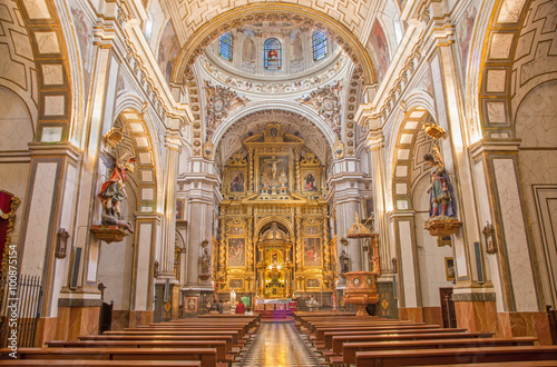 GRANADA, SPAIN - MAY 29, 2015: The nave of church Iglesia de los santos Justo y Pastor.