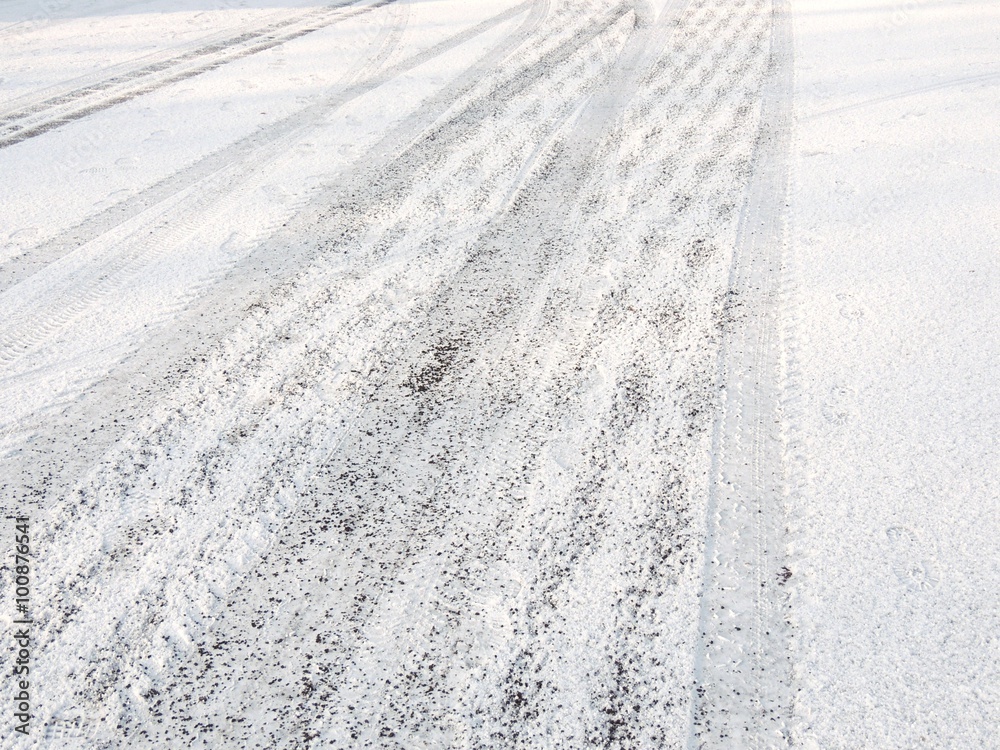 Spuren im Schnee Spuren im Schnee