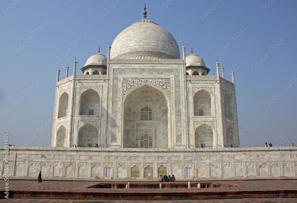 Obraz premium Inde, le mausolée de marbre blanc du Taj Mahal à Agra