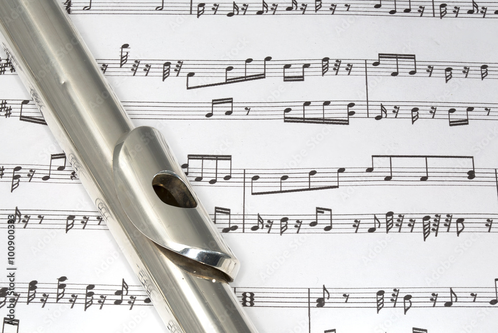 Fototapeta premium Flute on sheet music