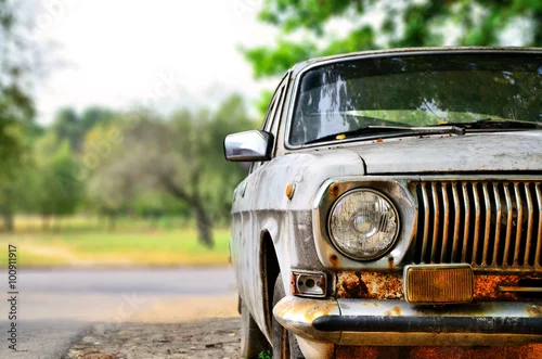 Obraz  z motywem An old soviet car