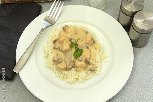 bouchée à la reine et riz 23012016