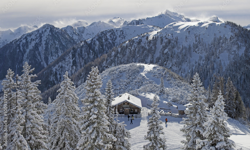 Fototapeta premium Winterzauber auf der Hochwurzen