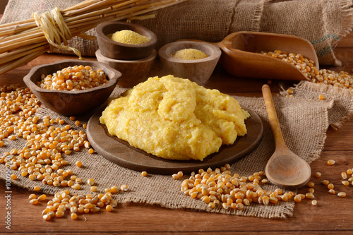 polenta di farina di mais