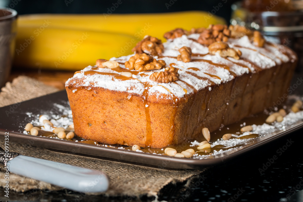 Banana bread with caramel and walnuts Banana bread with caramel and walnuts