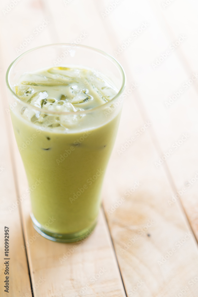 iced matcha latte iced matcha latte