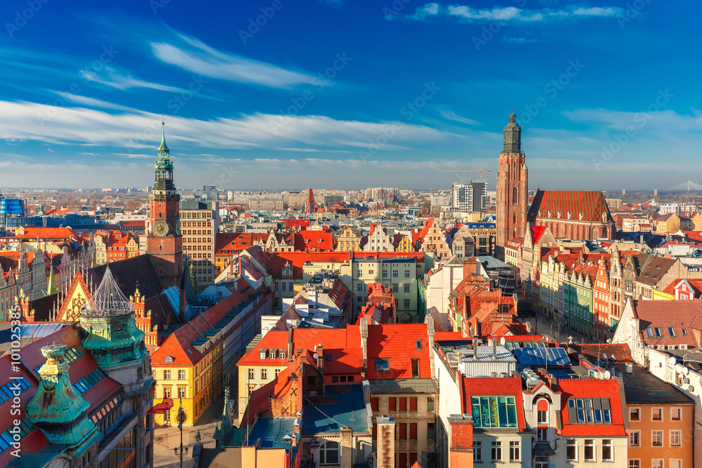 Naklejka premium Aerial view of Stare Miasto with Market Square, Old Town Hall and St. Elizabeth's Church from St. Mary Magdalene Church in Wroclaw, Poland