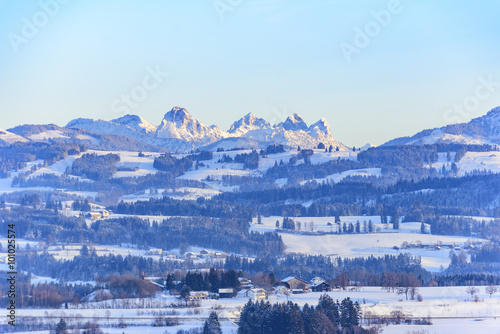 winterlicher Spätnachmittag im Oberallgäu
