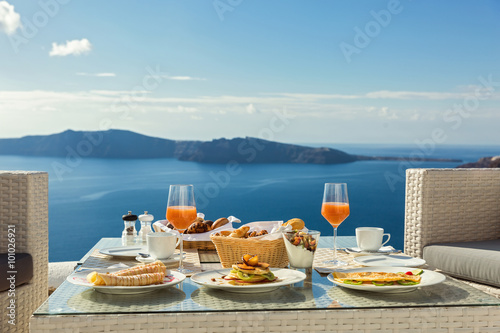 Fototapeta Naklejka Na Ścianę i Meble -  Fresh Breakfast