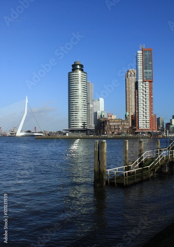 Rotterdam, Blick von Katendrecht zur Skyline am Kop van Zuid © holger.l.berlin