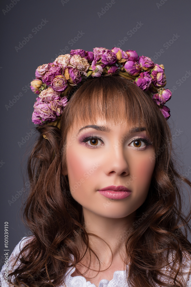 Naklejka premium young beautiful woman portrait
