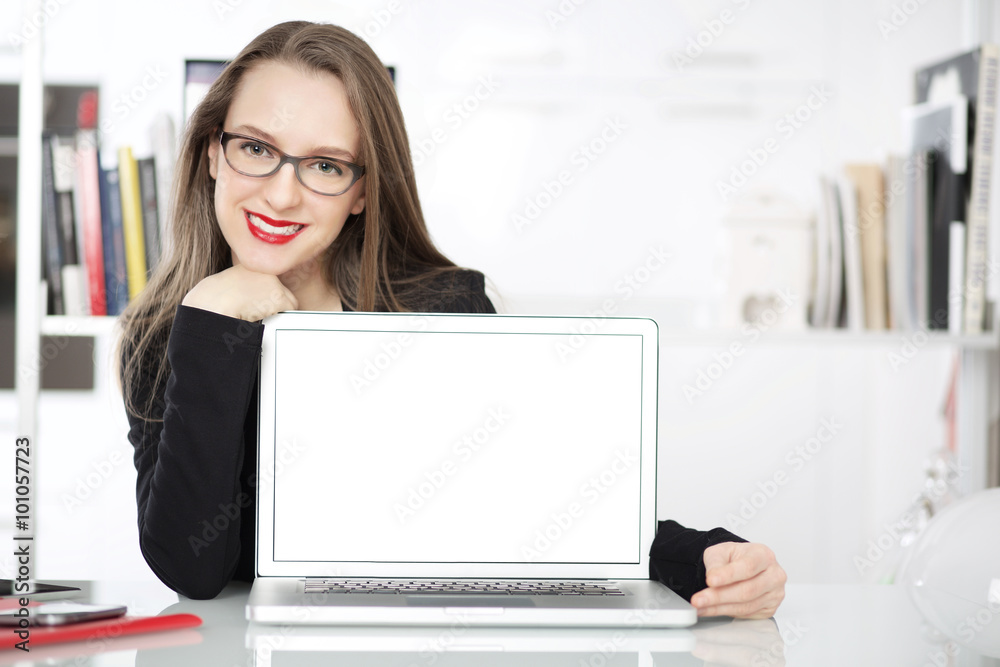 businesswoman showing blank laptop screen businesswoman showing blank laptop screen