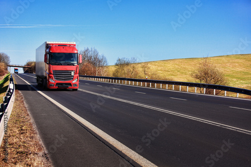 Truck on the road © Jaroslav Pachý Sr.