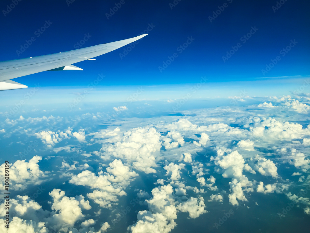 Fototapeta premium cloud above the blue sky
