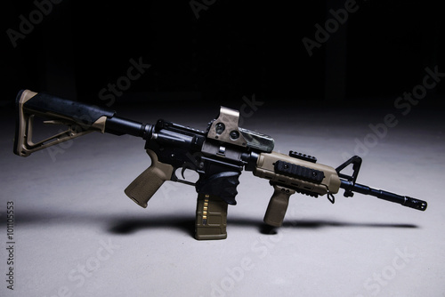 Fotografía Assult automatic rifle/Assult automatic rifle with collimator sight