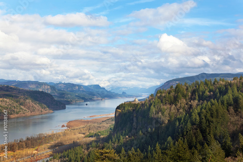 Crown Point Overlooking Columbia River Gorge Daytime