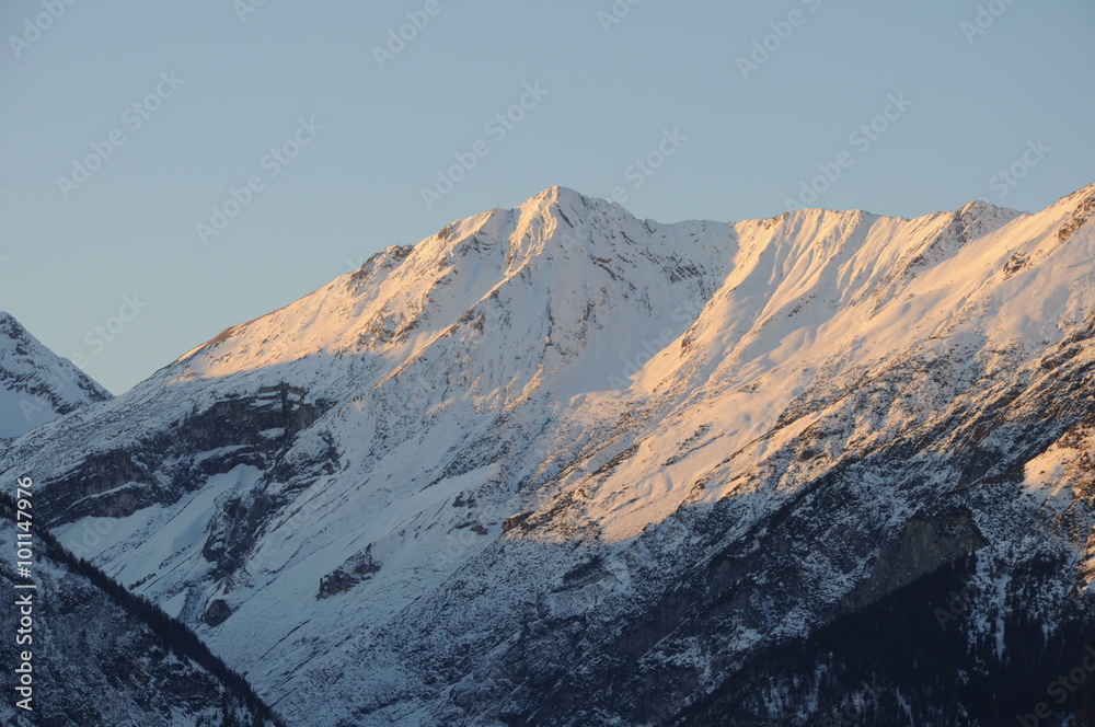Bergkulisse Tirol