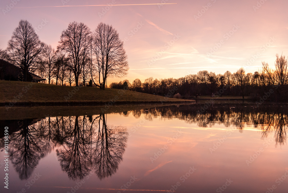 Sunset in the South Cemetery Lake (Munich)