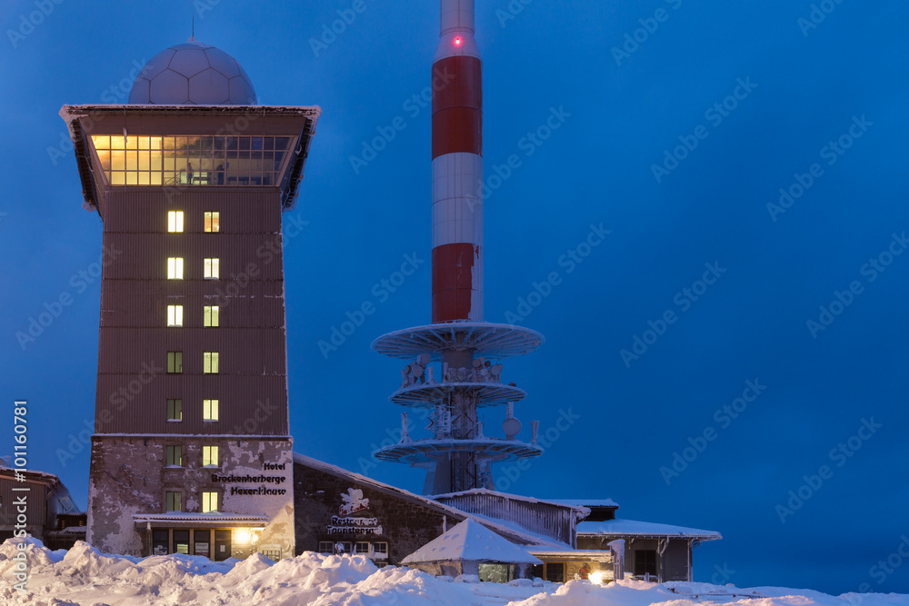 Sonnenaufgang auf dem Brockenplateau Harz