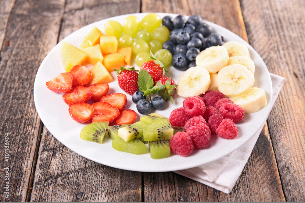 plate with fruits plate with fruits