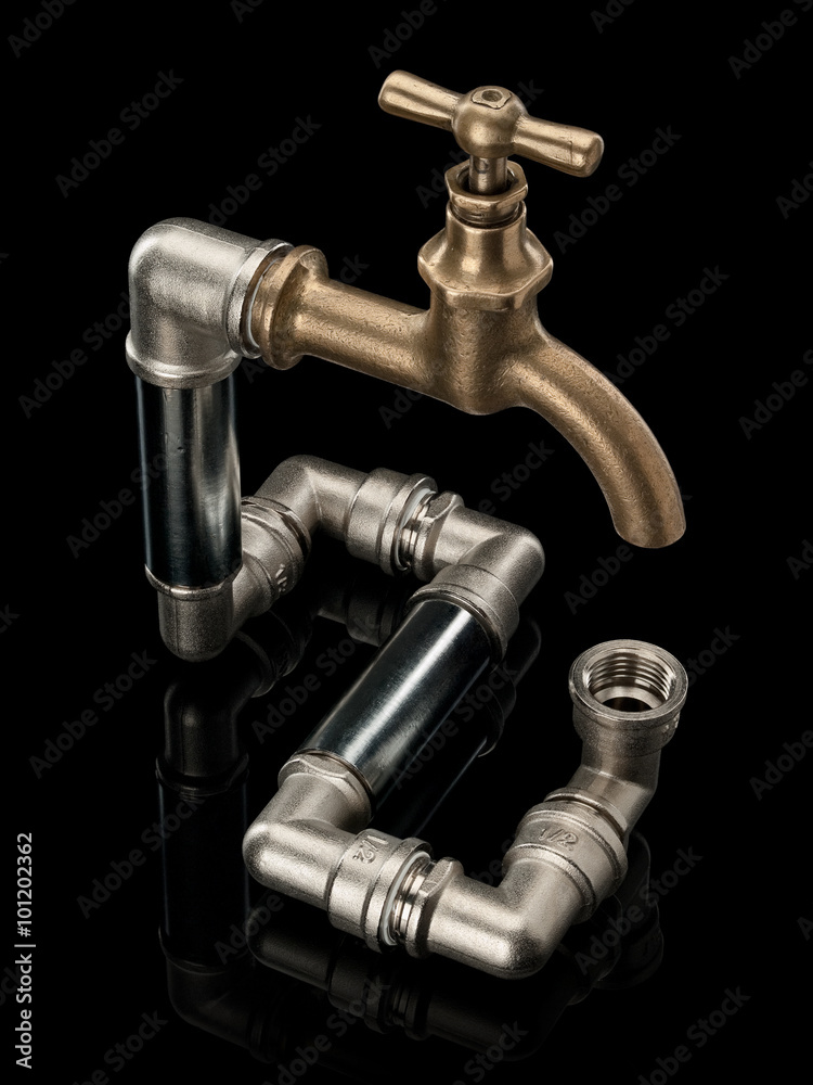 The closed system of a water pipe